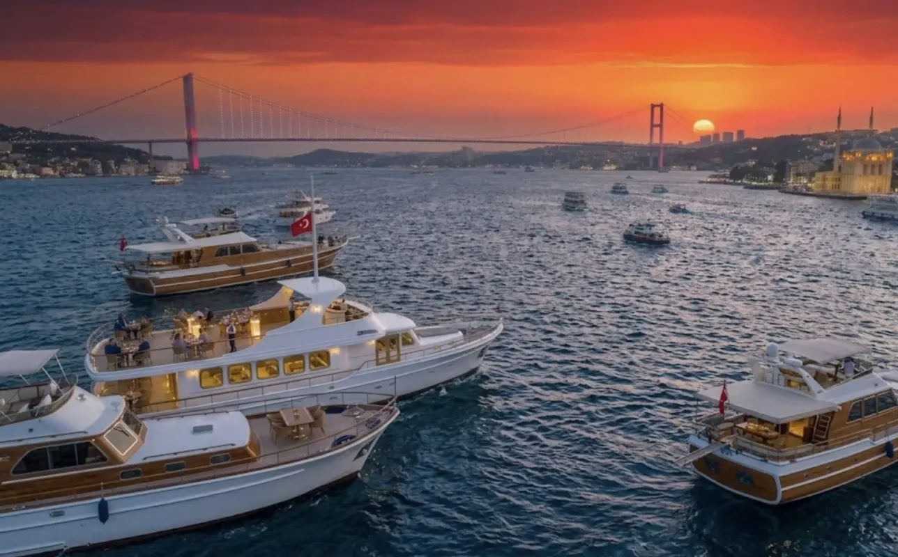Sunset Cruise at Bosphorus, From Golden Hour to Dinner on the Water
